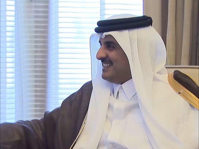 وزير الخارجية البريطاني يلتقي أمير قطر في الدوحة لبحث سبل حل الأزمة الخليجية
