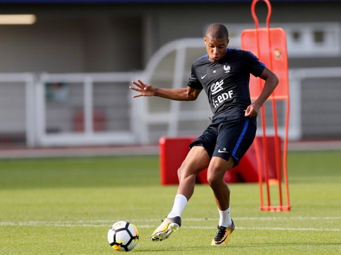 Soccer Football - 2018 World Cup Qualifications - Europe - France Training - Clairefontaine, France - August 28, 2017 France's Kylian Mbappe during training REUTERS/Gonzalo Fuentes