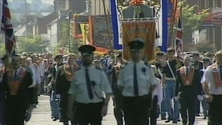 أيرلندا الشمالية.. البروتوستانت يحتفلون بانتصارهم بمعركة نهر بوين 1999/7/13