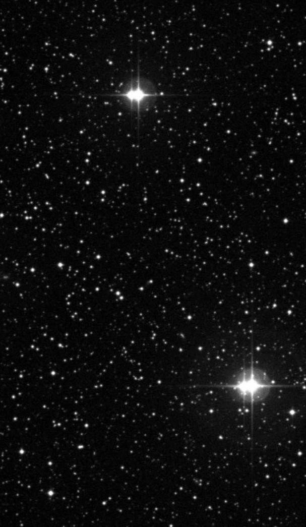 كما تلاحظ فإن الثنائي أِبسيلون القيثارة يتكون كل من نجميه من ثنائي يدوران حول بعضهما البعض، بينما يدور كل من النجمين ابسيلون حول بعضهما ليَصنعا نظامًا نجميًا رباعيًا (مواقع التواصل )