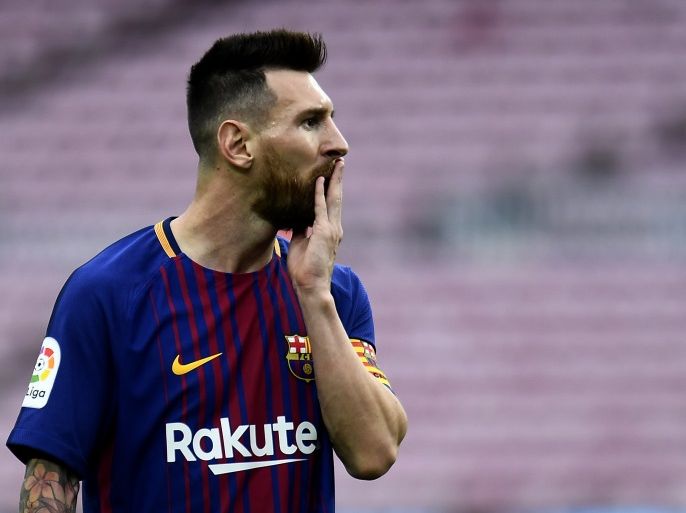 Barcelona's Argentinian forward Lionel Messi reacts after missing a goal opportunity during the Spanish league football match FC Barcelona vs UD Las Palmas at the Camp Nou stadium in Barcelona on October 1, 2017. / AFP PHOTO / JOSE JORDAN (Photo credit should read JOSE JORDAN/AFP/Getty Images)