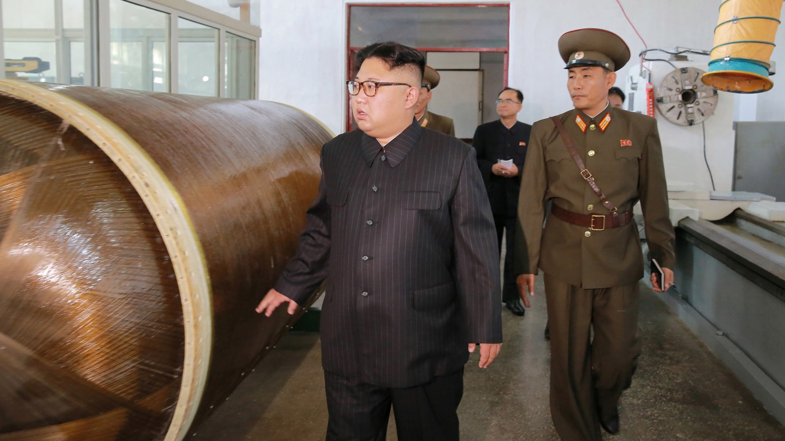قدرة كوريا الشمالية على إجراء التجارب الصاروخية تشير إلى أنهم غير قلقين من نقص الموارد (رويترز)
