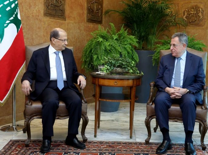 Lebanese President Michel Aoun meets with former Prime Minister Fouad Siniora at the presidential palace in Baabda, Lebanon, November 7, 2017. Dalati Nohra/Handout via REUTERS ATTENTION EDITORS - THIS IMAGE HAS BEEN SUPPLIED BY A THIRD PARTY