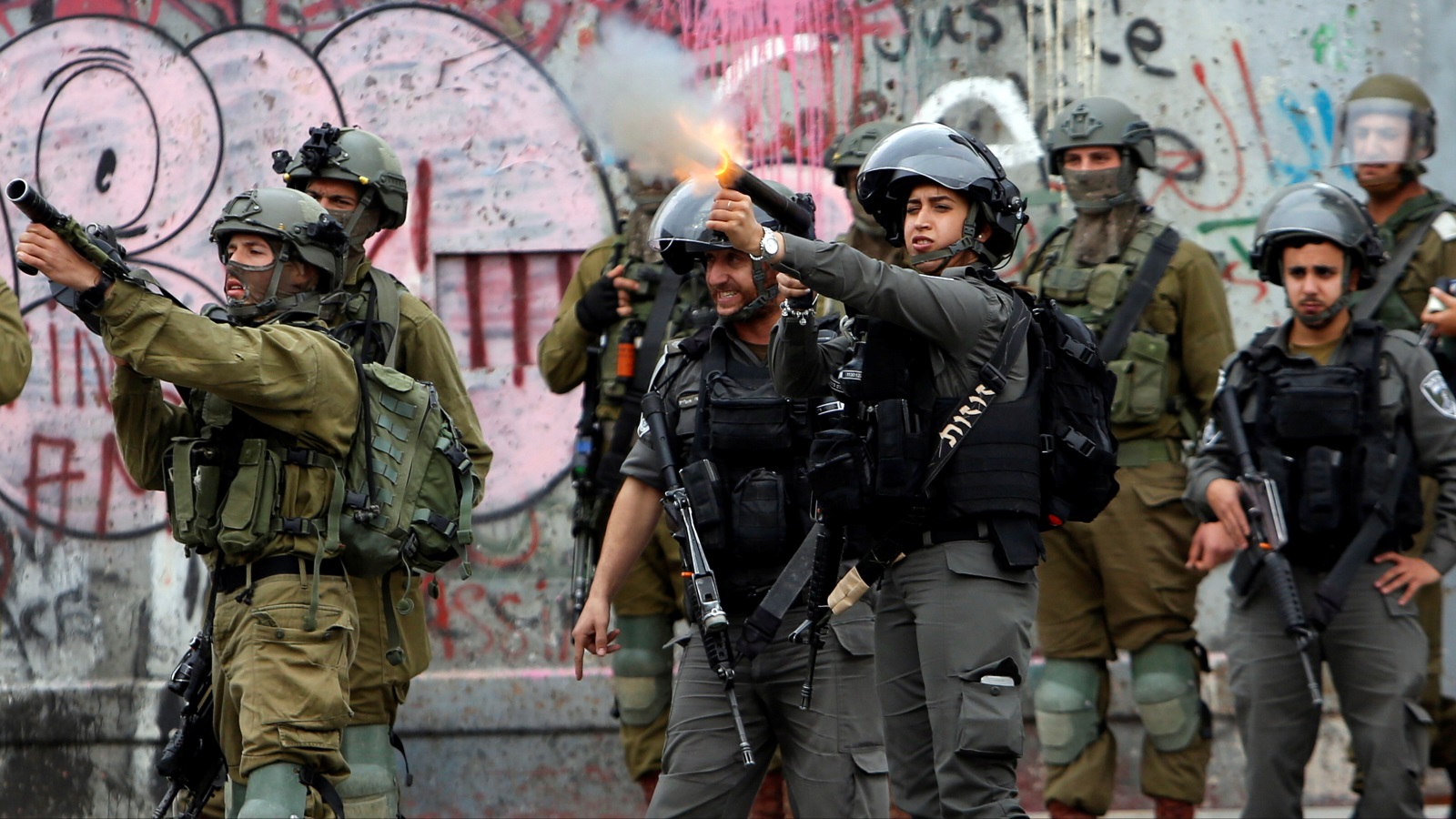 جيش الاحتلال استخدم الرصاص الحي وقنابل الغاز بالمواجهات