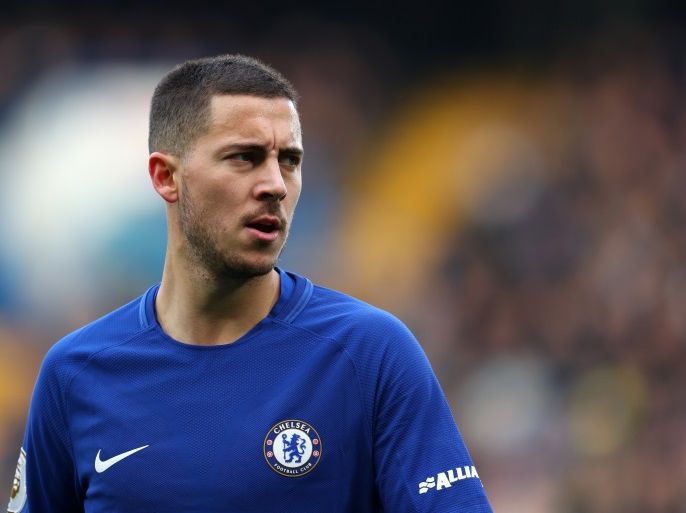 LONDON, ENGLAND - DECEMBER 02: Eden Hazard of Chelsea during the Premier League match between Chelsea and Newcastle United at Stamford Bridge on December 2, 2017 in London, England. (Photo by Catherine Ivill/Getty Images)