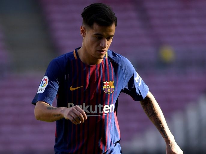 BARCELONA, SPAIN - JANUARY 08: New Barcelona signing Philippe Coutinho kicks a ball on the pitch as he is unveiled at Camp Nou on January 8, 2018 in Barcelona, Spain. The Brazilian player signed from Liverpool, has agreed a deal with the Catalan club until 2023 season. (Photo by David Ramos/Getty Images)