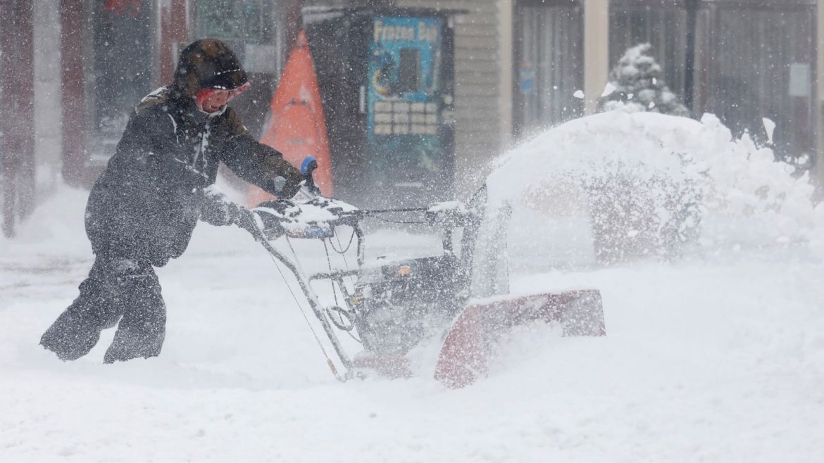 A man uses a snowblower to clear snow from a street during a snowstorm in Port Washington, New York, U.S. January 4, 2018. REUTERS/Shannon Stapleton