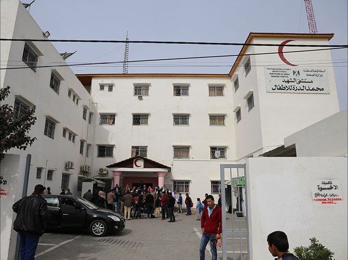غزة، فبراير 2018، مستشفى محمد الدرة للأطفال، واحد من ثلاثة مستشفيات وستة عشر مركزاً صحياً توقف العمل فيها بشكله الاعتيادي، جراء أزمة وقود تشغيل مولدات الكهرباء.