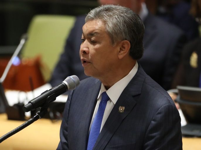 Deputy Prime Minister Ahmad Zahid Hamidi of Malaysia speaks during a high-level meeting on addressing large movements of refugees and migrants at the United Nations General Assembly in Manhattan, New York, U.S. September 19, 2016. REUTERS/Carlo Allegri