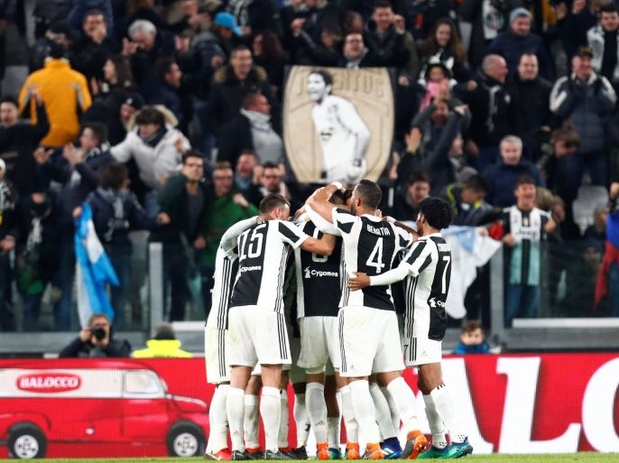 Soccer Football - Serie A - Juventus vs AC Milan - Allianz Stadium, Turin, Italy - March 31, 2018 Juventus' Sami Khedira celebrates with team mates after scoring their third goal REUTERS/Alessandro Garofalo