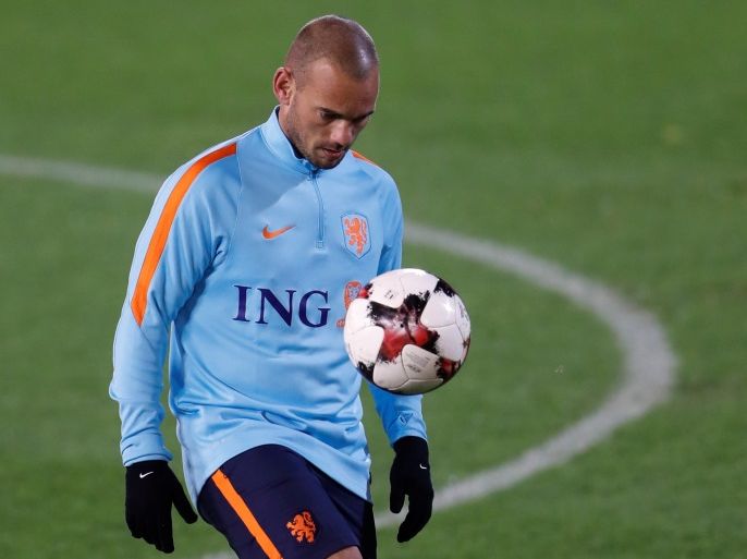 Soccer Football - Netherlands Training - Pittodrie, Aberdeen, Britain - November 8, 2017 Netherlands' Wesley Sneijder during training Action Images via Reuters/Lee Smith