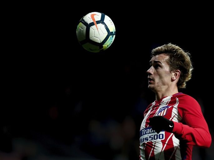 MADRID, SPAIN - FEBRUARY 28: Antoine Griezmann of Atletico de Madrid controls the ball during the La Liga match between Club Atletico Madrid and CD Leganes at Estadio Wanda Metropolitano on February 28, 2018 in Madrid, Spain. (Photo by Gonzalo Arroyo Moreno/Getty Images)