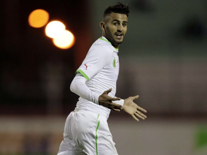 Algeria's Mahrez Ryad celebrates after scoring against Malawi during their African Nations Cup qualifying soccer match at Tchaker Stadium in Blida October 15, 2014. REUTERS/Louafi Larbi (ALGERIA - Tags :SPORT SOCCER)