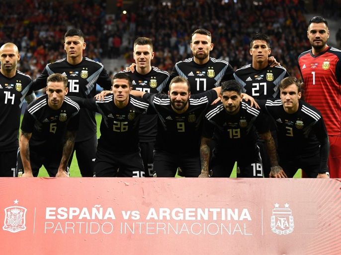 MADRID, SPAIN - MARCH 27: The Argentina team line up prior to the International Friendly between Spain and Argentina on March 27, 2018 in Madrid, Spain. (Photo by David Ramos/Getty Images)