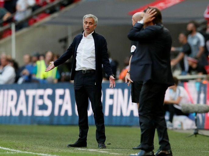 Soccer Football - FA Cup Final - Chelsea vs Manchester United - Wembley Stadium, London, Britain - May 19, 2018 Manchester United manager Jose Mourinho reacts during the match REUTERS/David Klein