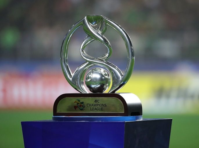 JEONJU, SOUTH KOREA - NOVEMBER 19: AFC Champions League trophy is seen during the AFC Champions League Final 2016 1st leg match between Jeonbuk Hyundai Motor and Al Ain at Jeonju World Cup Stadium on November 19, 2016 in Jeonju, South Korea. (Photo by Chung Sung-Jun/Getty Images)