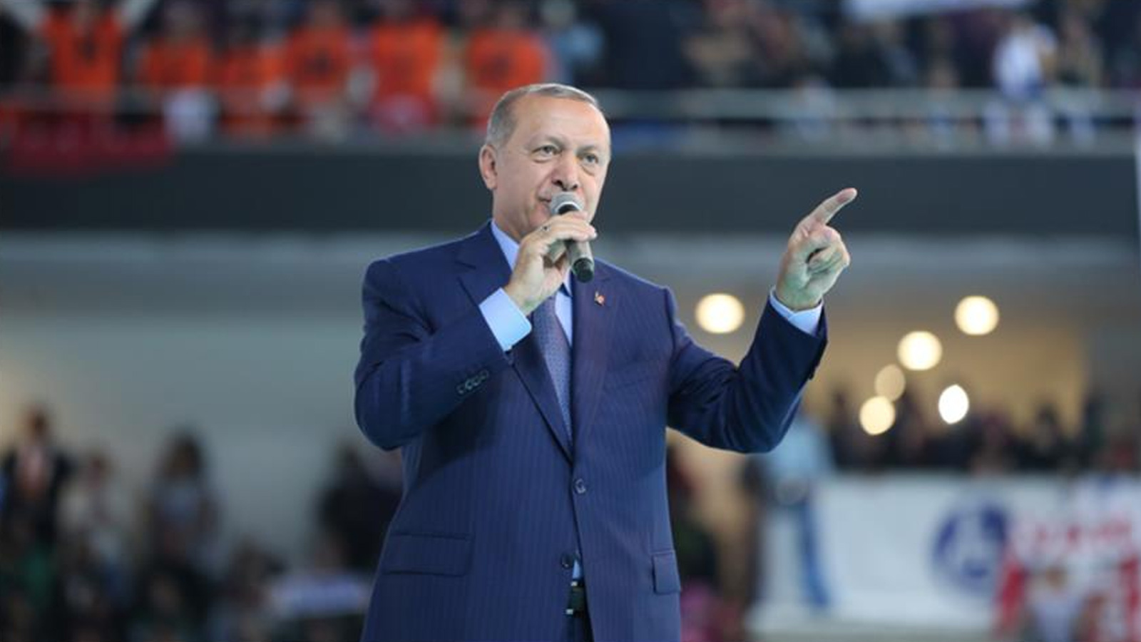 النجاحات التي حققها أردوغان في الاقتصاد هي نجاحات ضمن منظومة الاقتصاد العالمي نفسه.. وسيظل اقتصادا ناجحا بالأرقام ما دامت المنظومة نفسها مستمرة