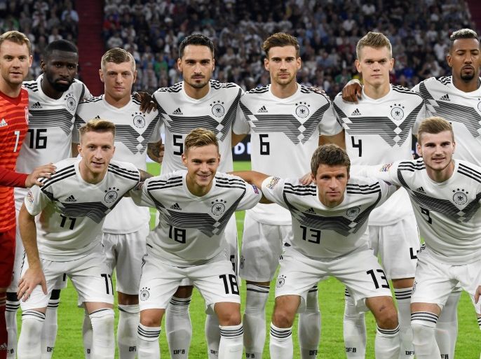 Soccer Football - UEFA Nations League - League A - Group 1 - Germany v France - Allianz Arena, Munich, Germany - September 6, 2018 Germany players pose for a team group photo before the match REUTERS/Andreas Gebert