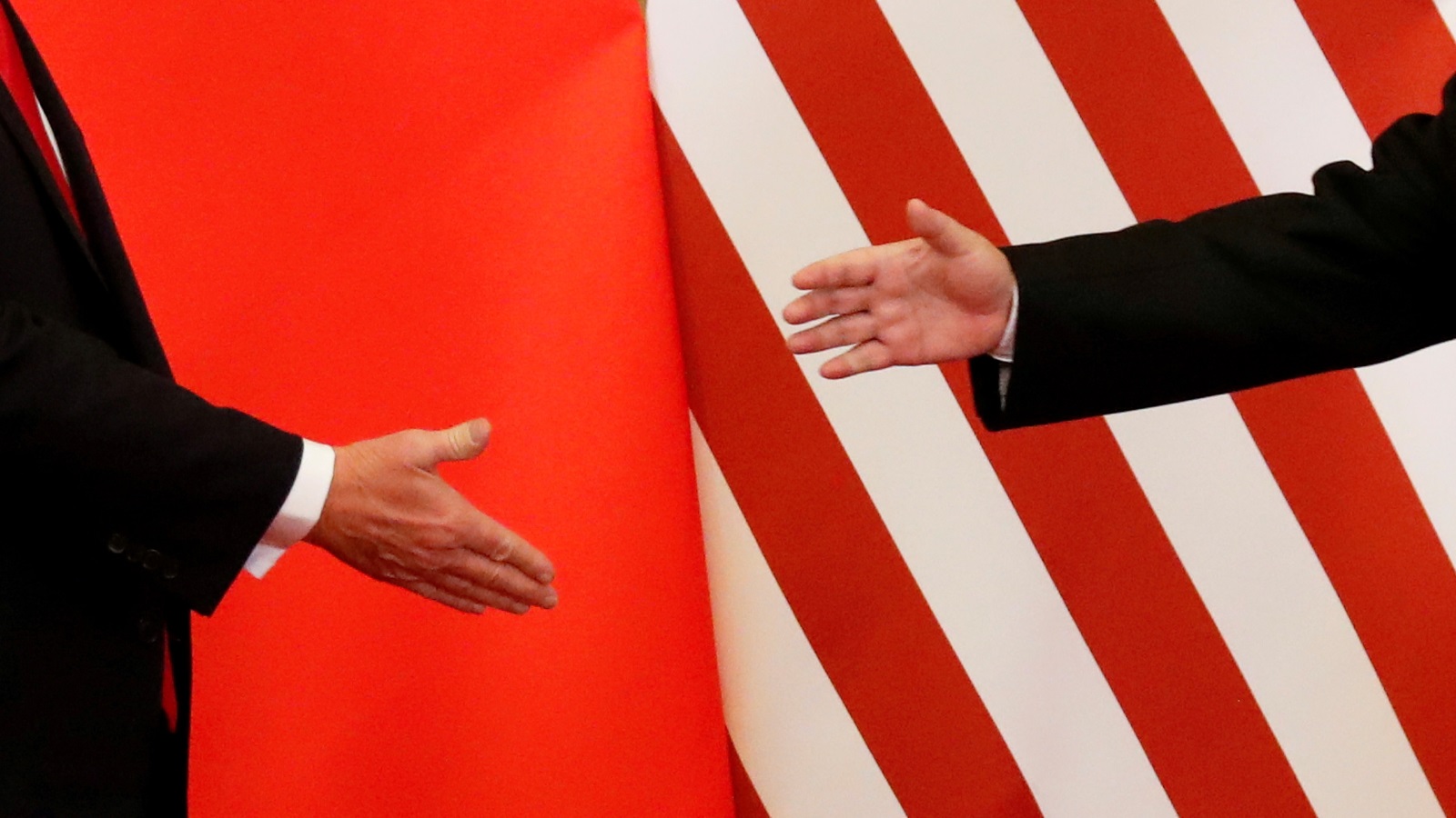 ‪الصين قالت إنه لا رابح في أي حرب تجارية وإن التعاون هو الخيار الصحيح‬ (رويترز)