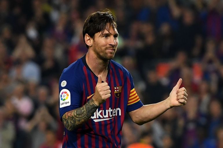 BARCELONA, SPAIN - OCTOBER 20: Lionel Messi of FC Barcelona celebrates after scoring his sides second goal during the La Liga match between FC Barcelona and Sevilla FC at Camp Nou on October 20, 2018 in Barcelona, Spain. (Photo by Alex Caparros/Getty Images)