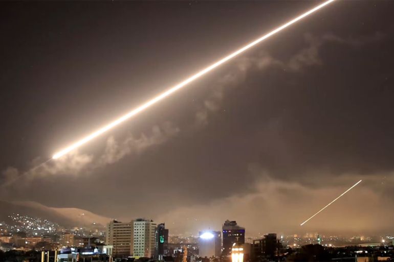 غارات إسرائيلية على أهداف سورية.. ما الذي تريده إسرائيل؟