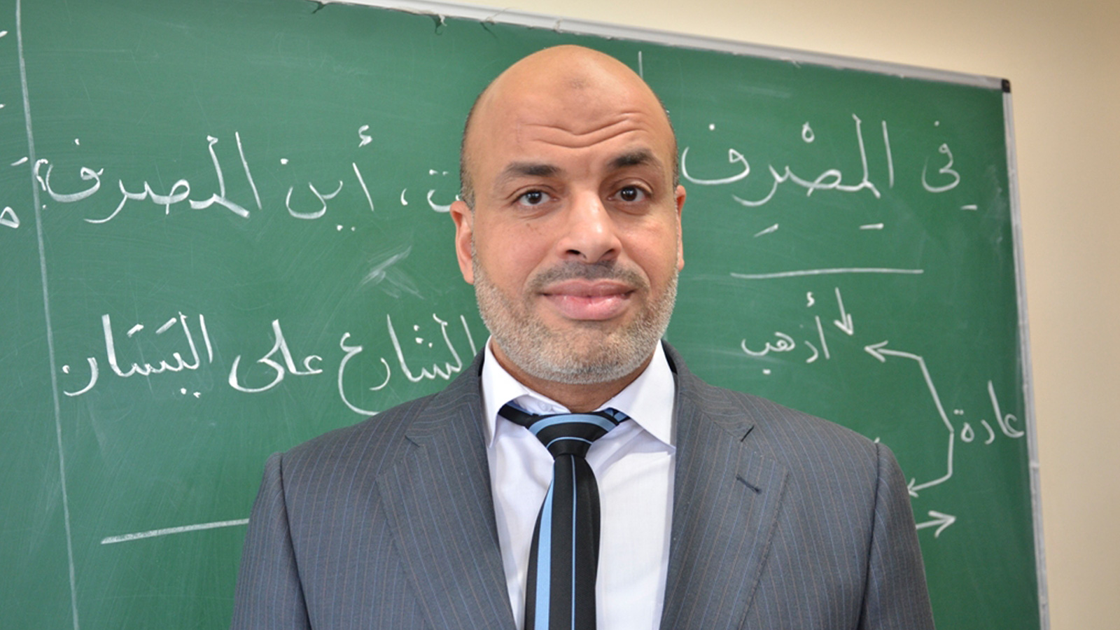 ‪علاء الغرباوي مدير مركز سلام لتعليم اللغات‬ (الجزيرة)
