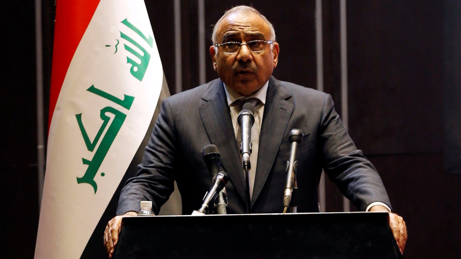‪عبد المهدي يعلن وجود 13 ألف ملف فساد في العراق يجري التحقيق فيها‬ (رويترز)