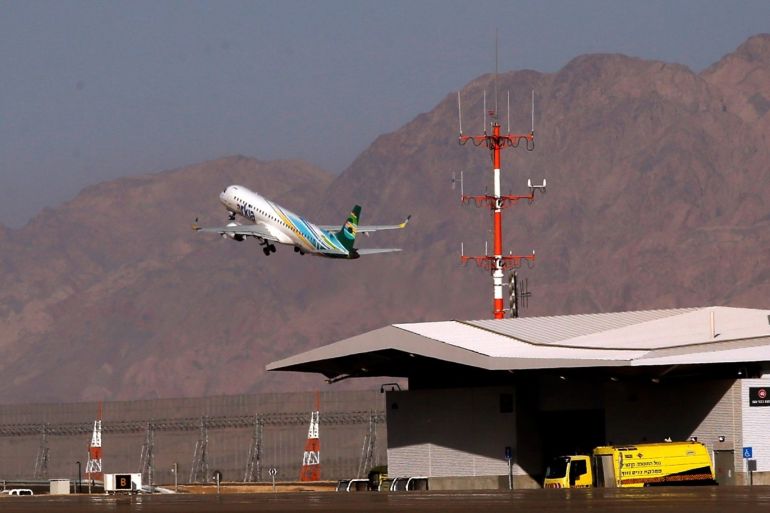 An Arkia Israeli Airlines plane takes off at Ramon International Airport after an inauguration ceremony for the new airport, just outside the southern Red Sea resort city of Eilat, Israel January 21, 2019. REUTERS/Ronen Zvulun