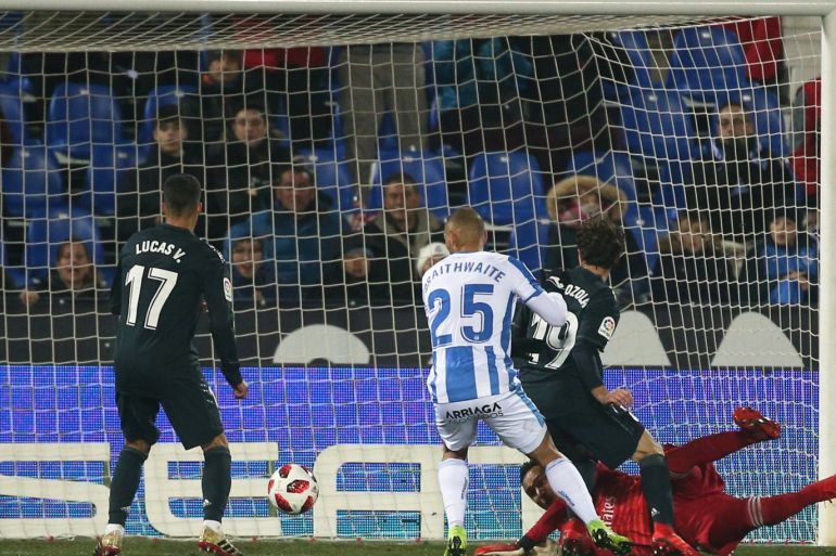 Soccer Football - Copa del Rey - Round of 16 - Second Leg - Leganes v Real Madrid - Butarque Municipal Stadium, Leganes, Spain - January 16, 2019 Leganes' Martin Braithwaite scores their first goal REUTERS/Javier Barbancho