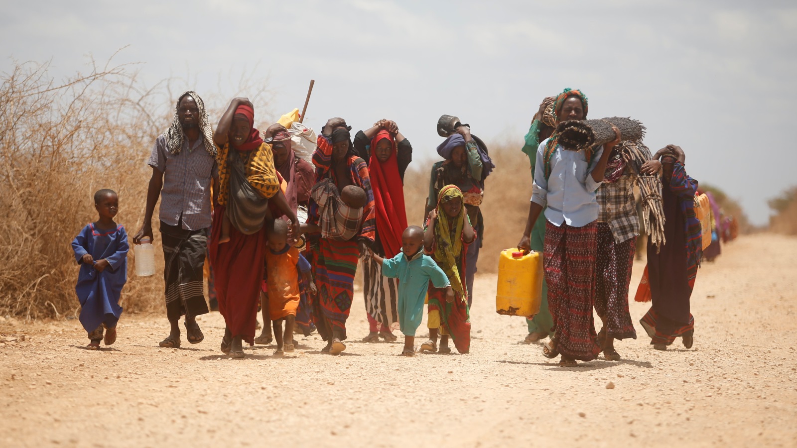 المرأة الصومالية تعتبر مهمشة في التاريخ والدراسات لذلك تسعى هذه المقاربة بإعادة النظر في الأبوية التي تهمش دور المرأة أو تفرض عليها قيود يمنعها من المشاركة في صنع القرار