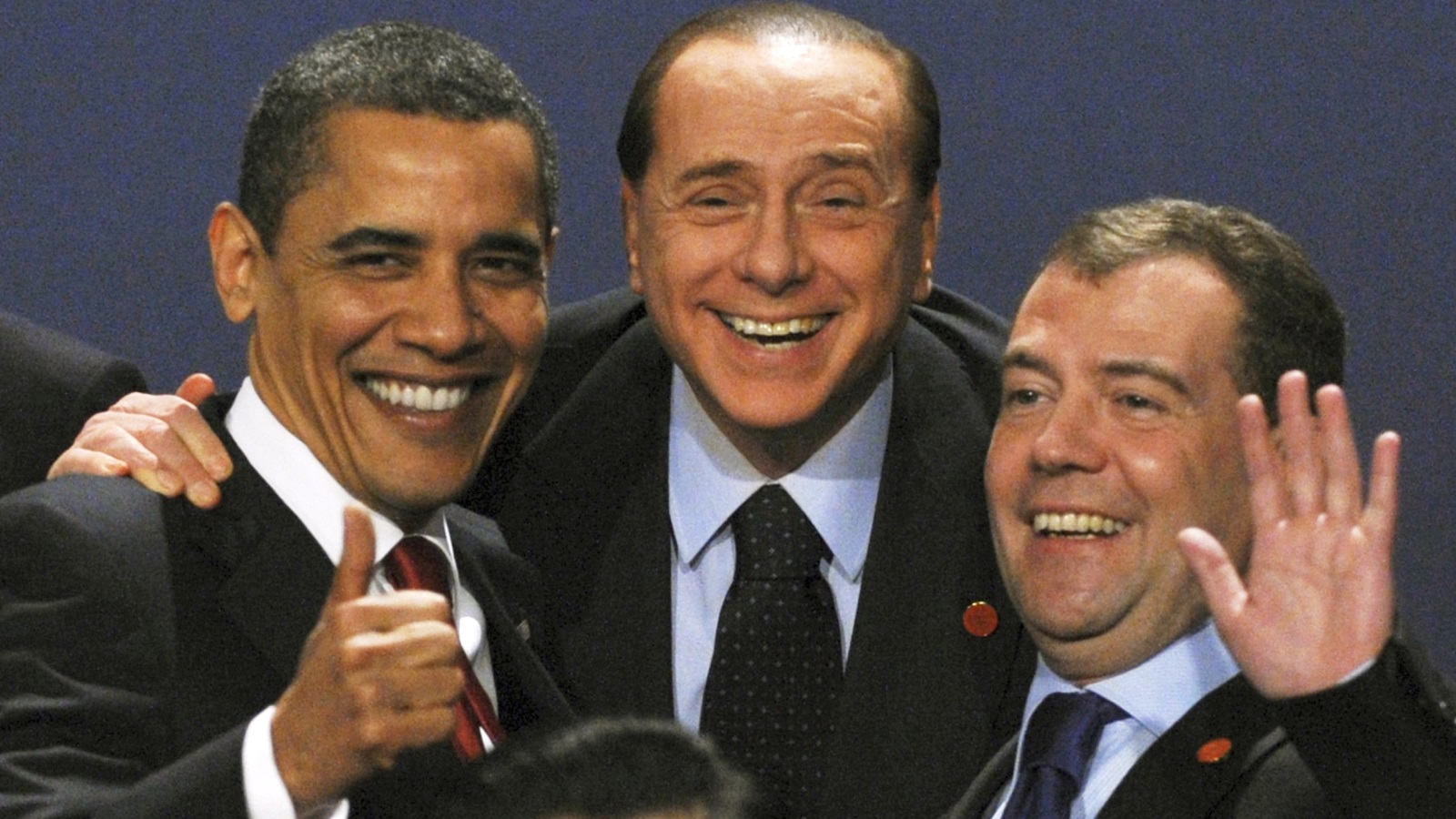 قبل القمة الأميركية الروسية الأولى 2009، شدّد ديمتري ميدفيديف على الحاجة إلى المساواة والمنفعة المتبادلة بين القوتين العظميين
