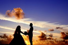 Nagwan Lithy -  دراسة: ارتفاع عدد الأسئلة يوم 14 فبراير حول الطلاق بنسبة 36% (بيكساباي)  - لا تفرطوا في الرومانسية.. اليوم يشهد أعلى معدلات الانفصال