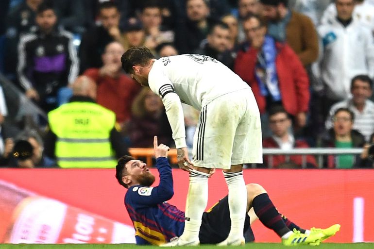 MADRID, SPAIN - MARCH 02: Lionel Messi of Barcelona and Sergio Ramos of Real Madrid argue during the La Liga match between Real Madrid CF and FC Barcelona at Estadio Santiago Bernabeu on March 02, 2019 in Madrid, Spain. (Photo by David Ramos/Getty Images)