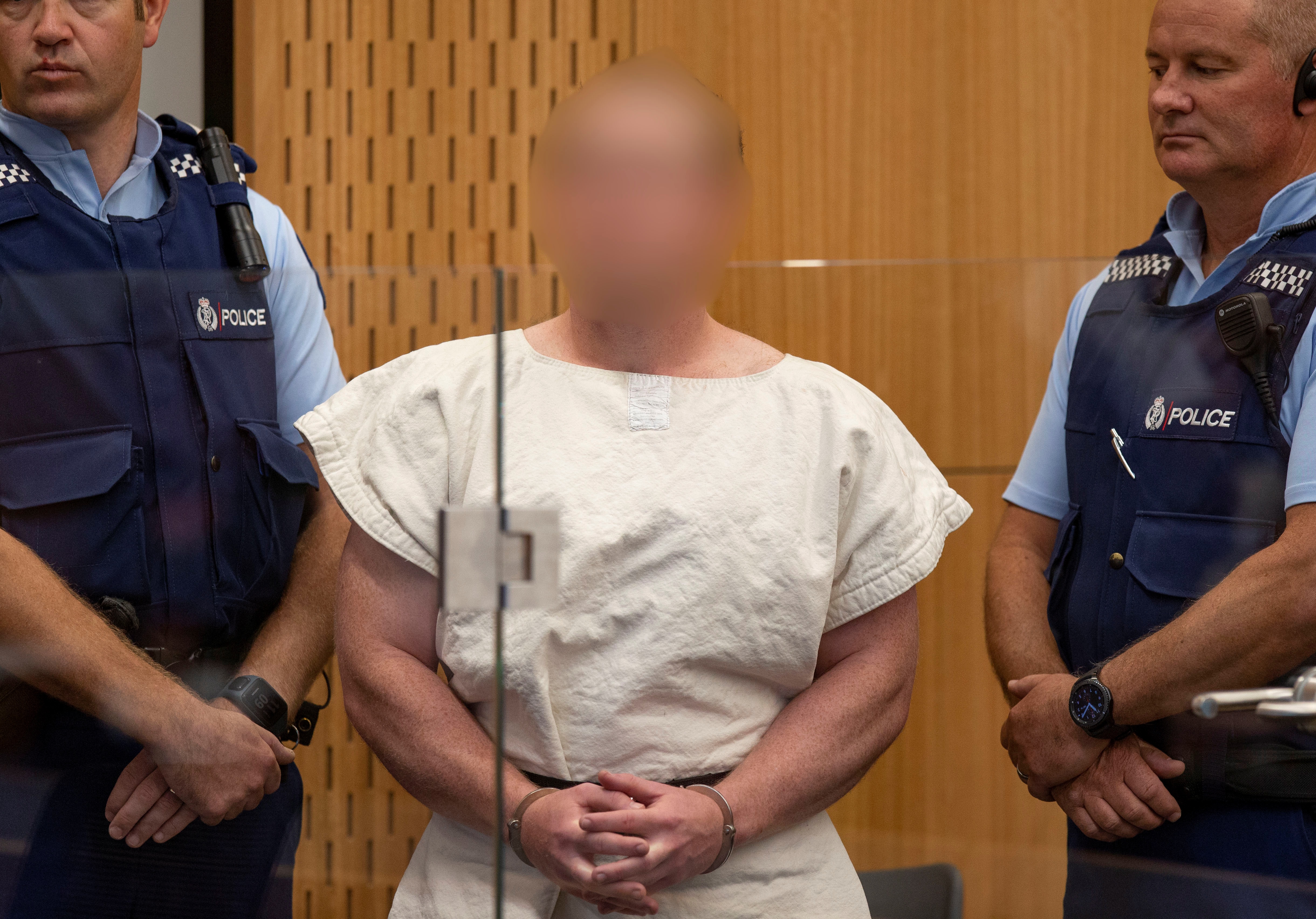 صورة الإرهابي وملامحه مشوشة خلال المحاكمة، نيوزيلندا (رويترز)