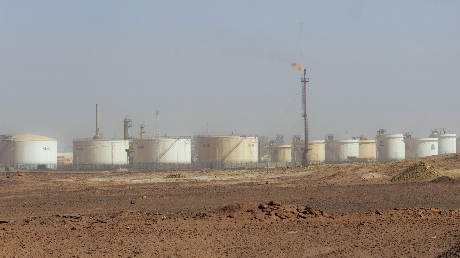 ‪الجزائر تنتج 135 مليار متر مكعب من الغاز سنويا وفقا لأرقام سوناطراك‬ (رويترز)