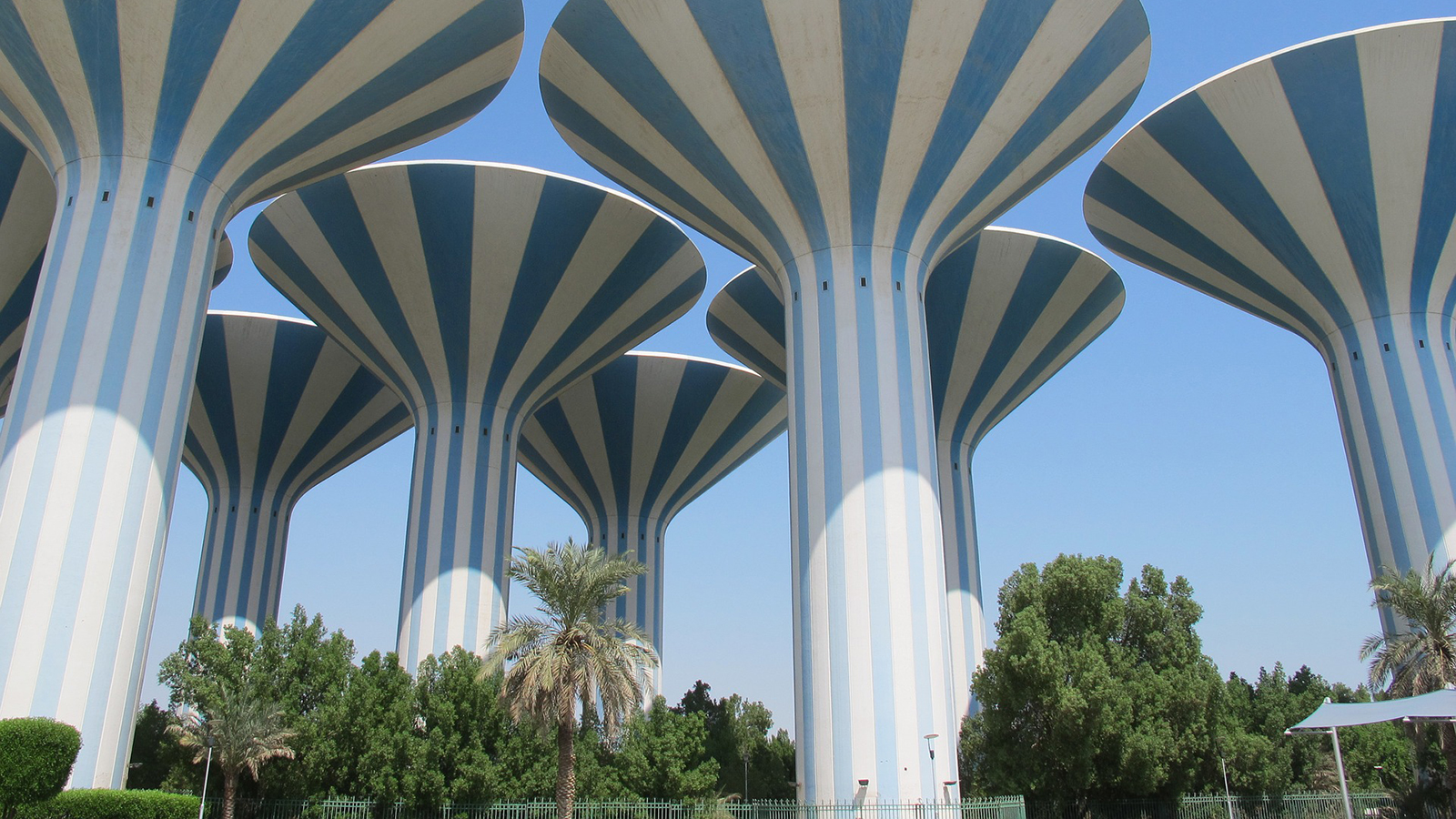 ‪تلوث الهواء الكثيف في الكويت يؤدي إلى زيادة مشاكل الجهاز التنفسي‬ (بيكسابي) 
