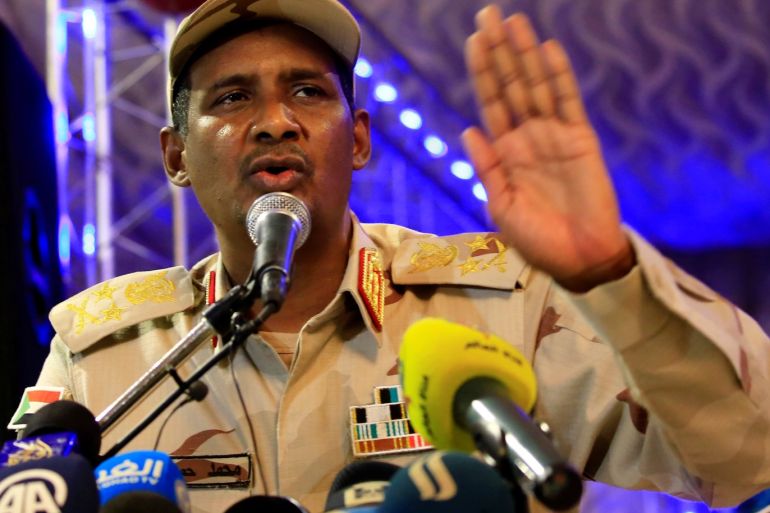 General Mohamed Hamdan Dagalo, head of the Rapid Support Forces (RSF) and deputy head of the Transitional Military Council (TMC) delivers an address after the Ramadan prayers and Iftar organized by Sultan of Darfur Ahmed Hussain in Khartoum, Sudan May 18, 2019. REUTERS/Mohamed Nureldin Abdallah