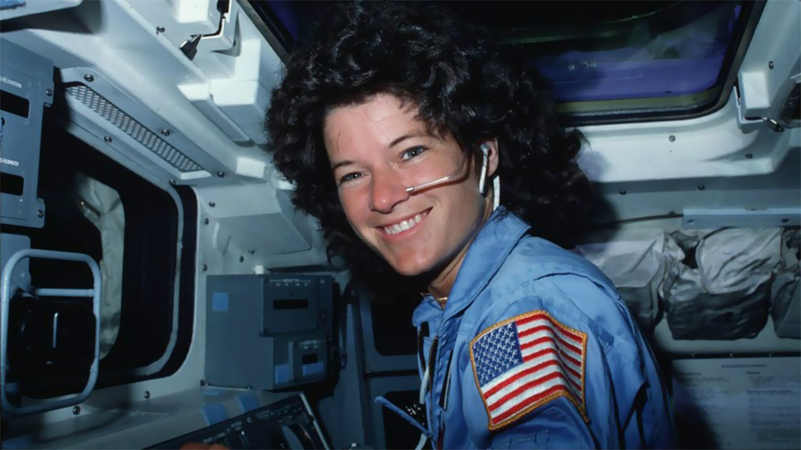 سالي رايد أول امرأة تعمل في مجال الفضاء (مواقع التواصل)