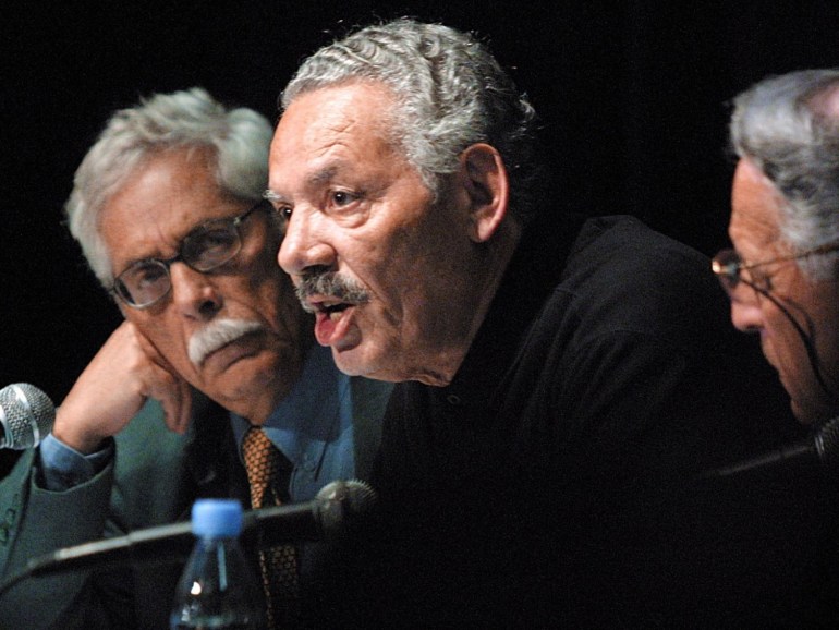 (FILES) A file picture taken on April 25, 2001 shows Algeria's former Defence Minister Khaled Nezzar (C) talking during a press conference presenting his Memoirs at the Algerian Centre in Paris. Former Algerian defence minister Khaled Nezzar could be prosecuted for war crimes dating from the civil war in the 1990s after a Swiss court rejected his diplomatic immunity, a court spokesman said on July 31, 2012. Nezzar, considered one of the most powerful men in the militar