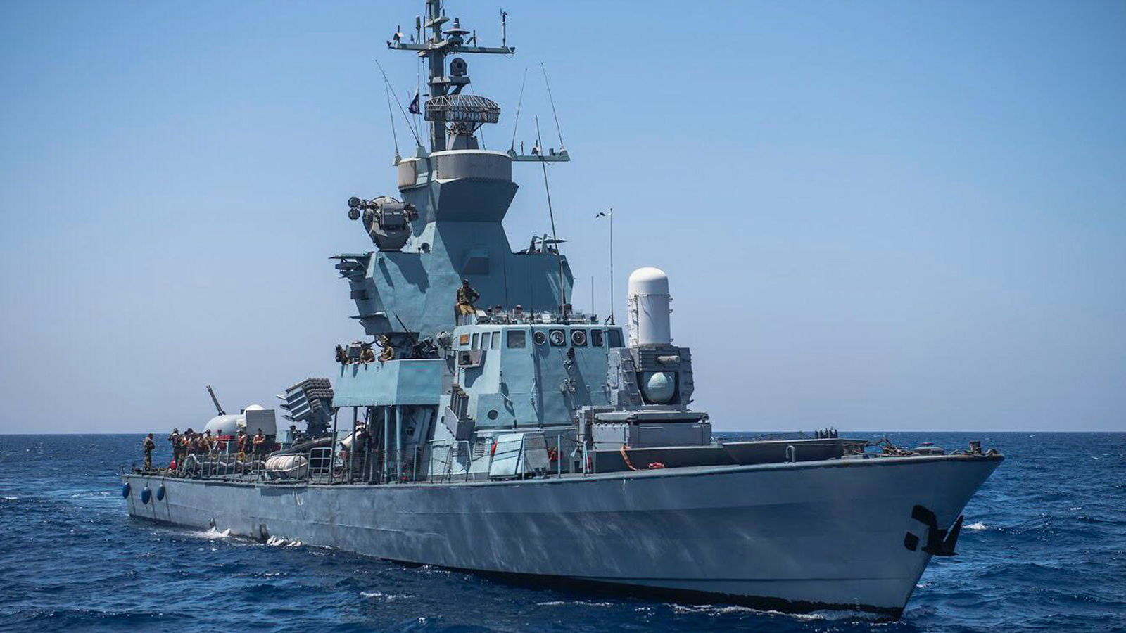  إسرائيل تملك سفنا حربية قرب باب المندب (الجزيرة نت)