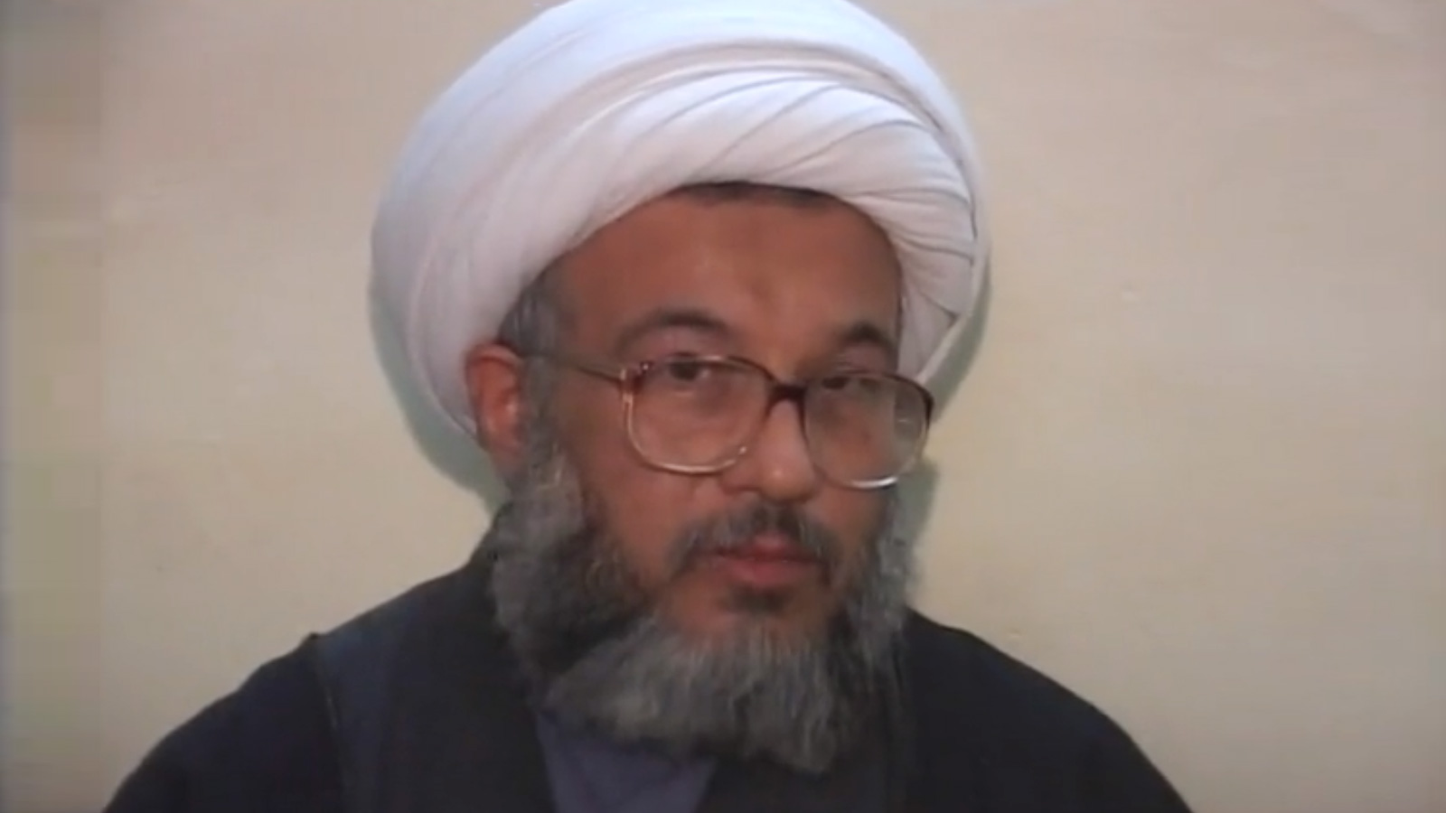ممثل المرجعية الدينية العليا الشيخ عبد المهدي الكربلائي (رويترز)