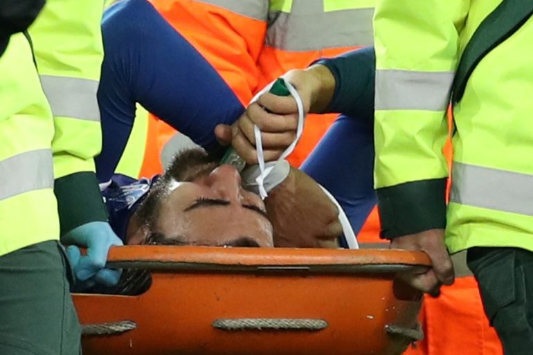 Soccer Football - Premier League - Everton v Tottenham Hotspur - Goodison Park, Liverpool, Britain - November 3, 2019 Everton's Andre Gomes is stretchered off after sustaining an injury Action Images via Reuters/Carl Recine EDITORIAL USE ONLY. No use with unauthorized audio, video, data, fixture lists, club/league logos or