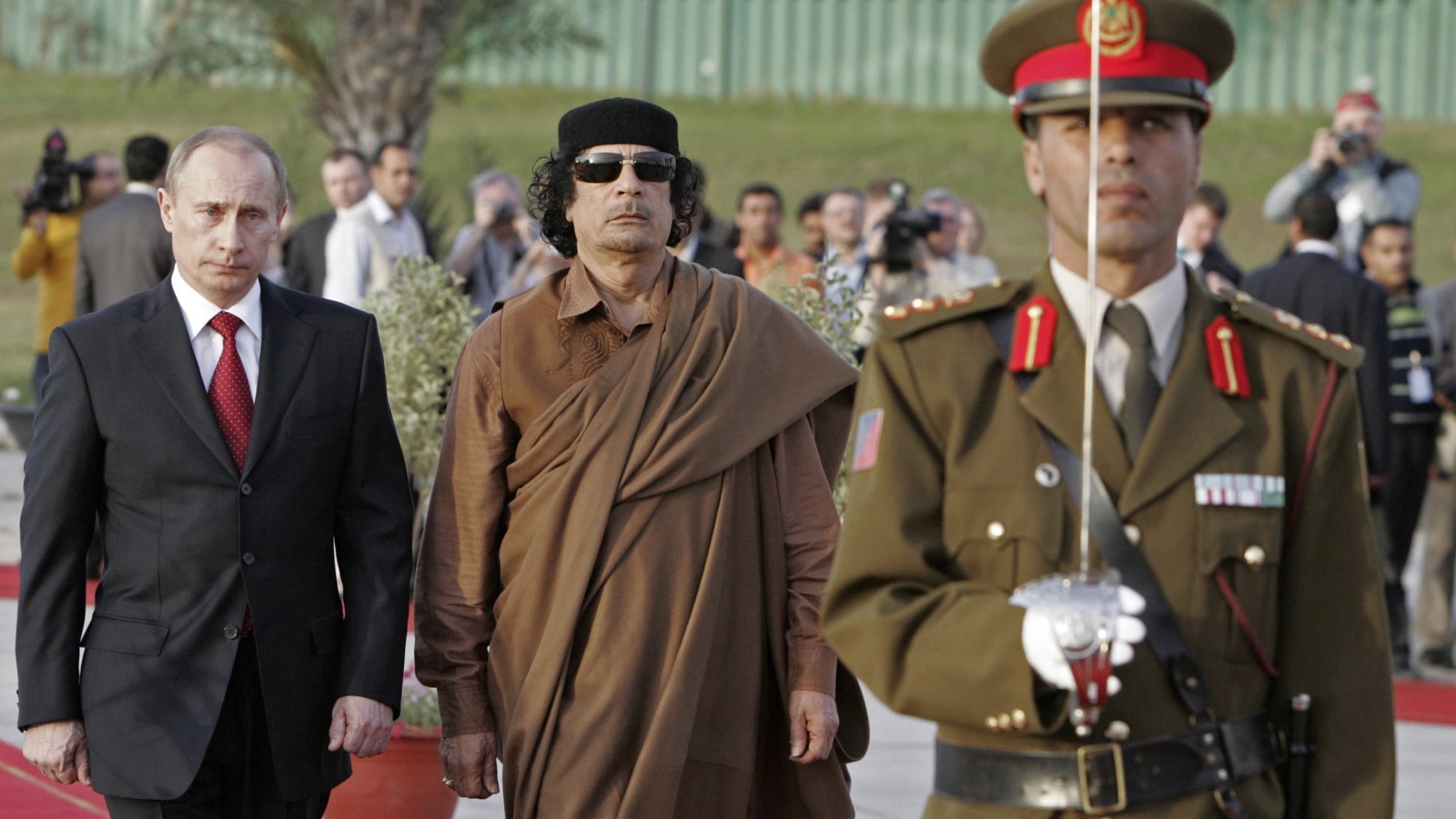 حاولت موسكو استخدام نظام القذافي كبوابة لتحقيق طموحها طويل الأمد للحصول على ميناء على شاطئ المتوسط لتوسيع نفوذها في أفريقيا وغرب آسيا