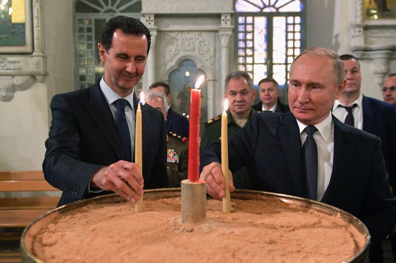 الأسد يستقبل بوتين في مقر عسكري روسي بدمشق