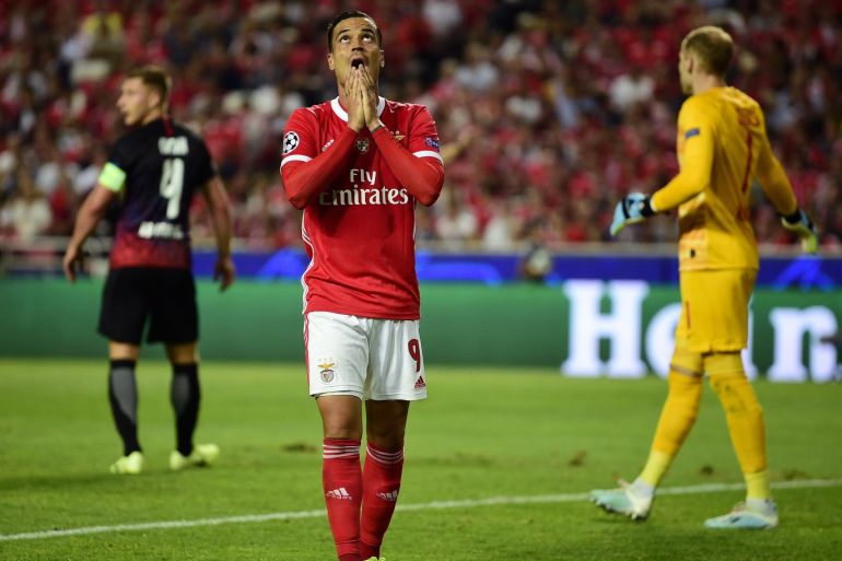 LISBON, PORTUGAL - SEPTEMBER 17: Raul de Tomas of Benfica reacts during the UEFA Champions League group G match between SL Benfica and RB Leipzig at Estadio da Luz on September 17, 2019 in Lisbon, Portugal. (Photo by Octavio Passos/Getty Images)