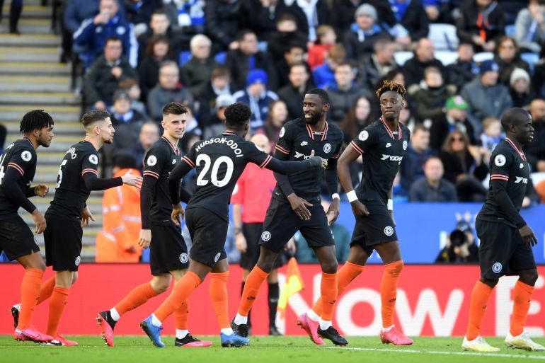LEICESTER, ENGLAND - FEBRUARY 01: Antonio Rudiger of Chelsea celebrates with his team mates after scoring his team's first goal during the Premier League match between Leicester City and Chelsea FC at The King Power Stadium on February 01, 2020 in Leicester, United Kingdom. (Photo by Michael Regan/Getty Images)