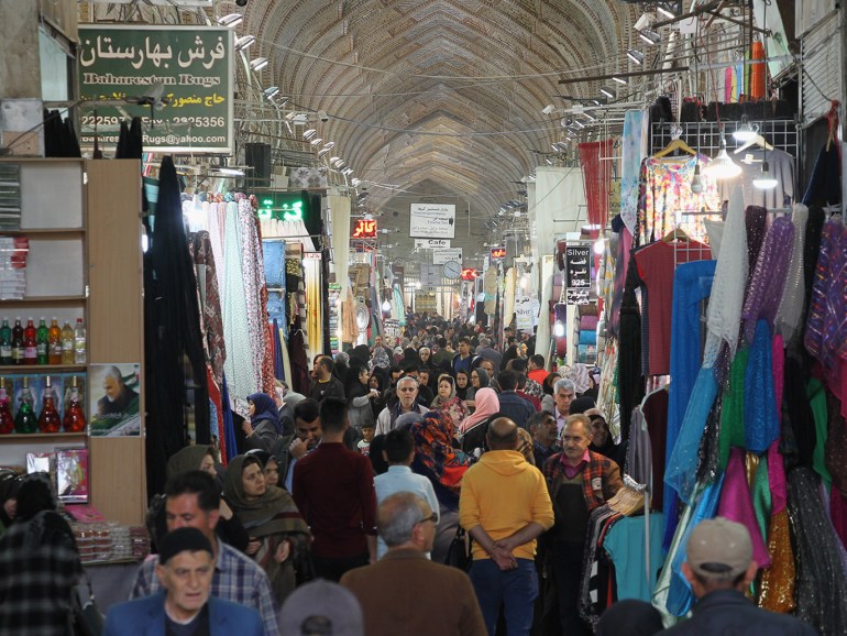 انتشار الأسواق التراثية القديمة في كافة أنحاء إيران حتى يومنا هذا، أضفى رونقا على التجارة في مختلف المناطق الإيرانية.الجزيرة copy.jpg