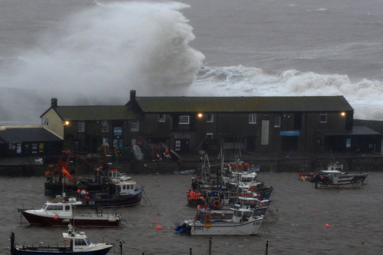 LYME REGIS, ENGLAND, - FEBRUARY 09: Storm Ciara arrives on February 09, 2020 in Lyme Regis, United Kingdom. Amber weather warnings are in place as gusts of up to 90mph and heavy rain sweep across the UK with travellers facing disruption from Storm Ciara. (Photo by Finnbarr Webster/Getty Images)