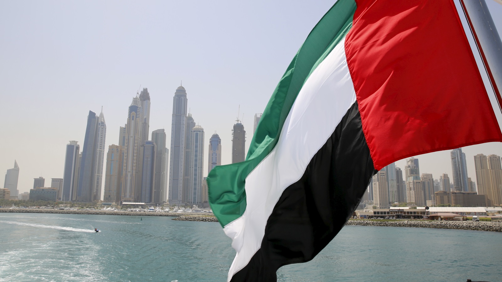 ‪هيومن رايتس ووتش: الإمارات باتت مكانا غير آمن للأكاديميين والصحفيين والناشطين‬  (رويترز)