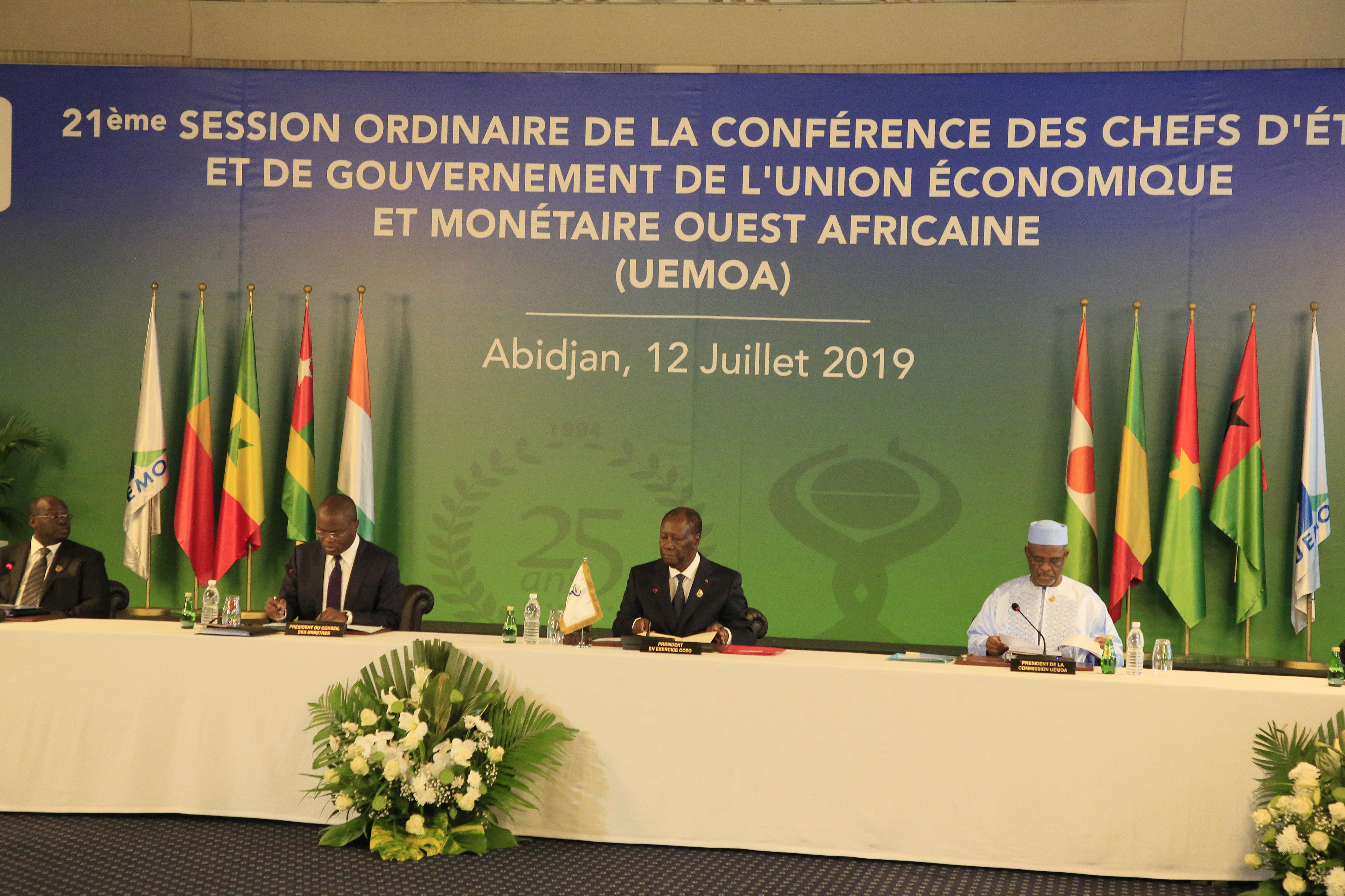 اجتماع اتحاد غرب إفريقيا الاقتصادي والنقدي (UEMOA) (وكالة الأنباء الأوروبية)